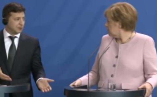 Зеленский обсудил с Меркель конфликт на Донбассе