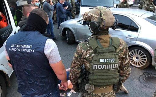В центре Киева со стрельбой и погоней задержали банду