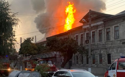 В Харькове вспыхнул пожар в старинном доме: есть жертвы
