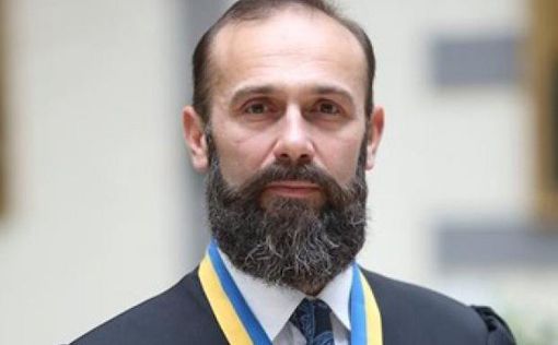 Одиозного судью Емельянова отстранено от работы