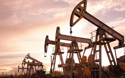 Москва и Эр-Рияд продлят сделку по добыче нефти