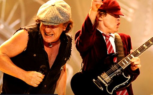 Возвращение легенды: группа AC/DC официально воссоединилась