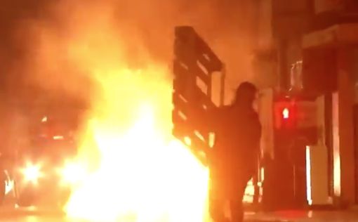 Грабежи и поджоги: ночью в протестах в Чили погибли люди
