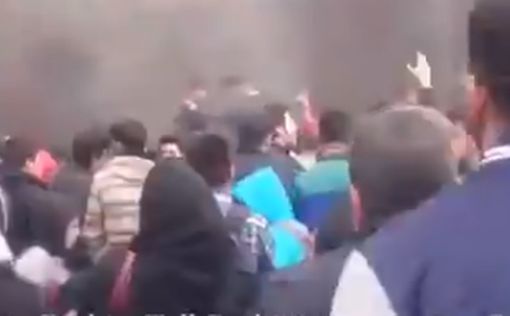 Протесты в Иране продолжаются: минимум 12 жертв