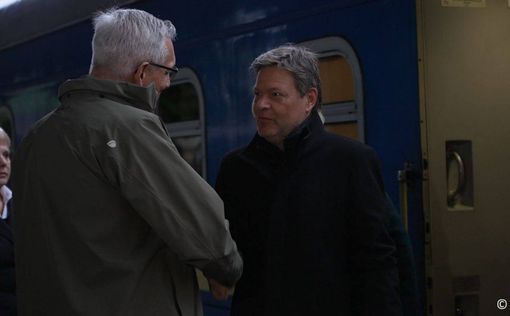 В Киев прибыл вице-канцлер Германии Хабек