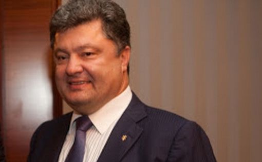 Кабмин Украины установил новую зарплату Порошенко
