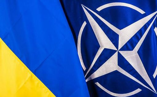 НАТО: "выборы" противоречат минским соглашениям
