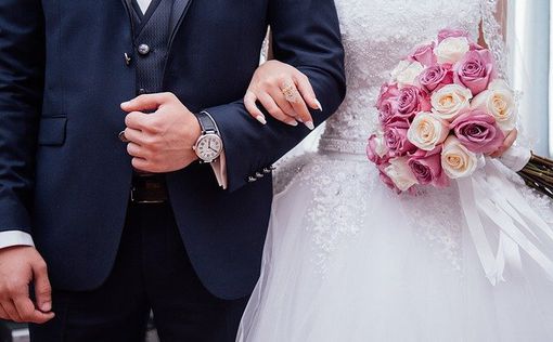 Украинцы стали все меньше жениться и разводиться
