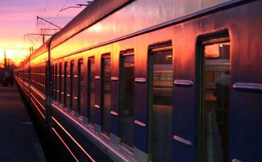 Укрзализныця назначила 9 дополнительных поездов к 8 марта