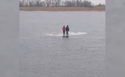 В Херсоне мужчина спас школьников на отколовшейся льдине