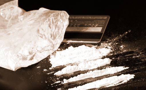 На французский пляж "приплыло" больше 1,5 тонны кокаина