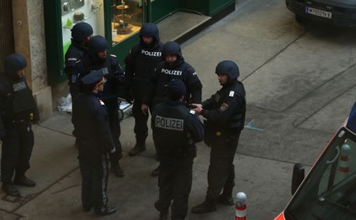 Стрельбу в венском кафе устроили балканские мафиози
