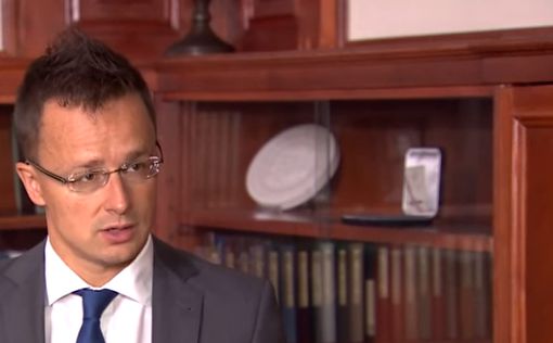 Министр Сийярто говорит, что РФ не влияет на Венгрию