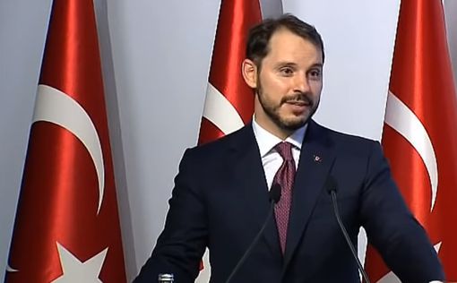 Глава минфина Турции ушел в отставку: с чем связано решение