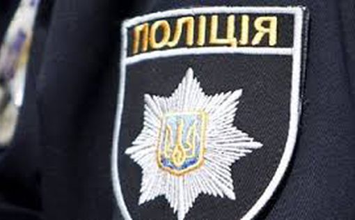 Под Киевом двое полицейских изнасиловали женщину