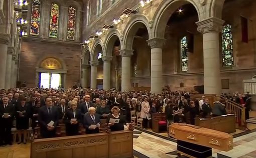 Лидеры Ирландии и Англии собрались на похоронах Лиры Макки