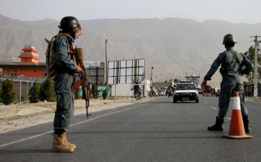 В Афганистане при взрыве на похоронах погибли 15 человек