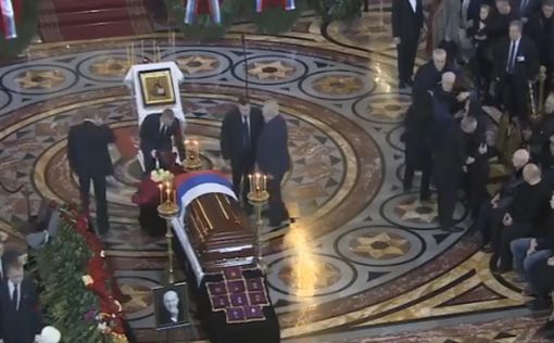 В России объяснили похороны Лужкова в закрытом гробу