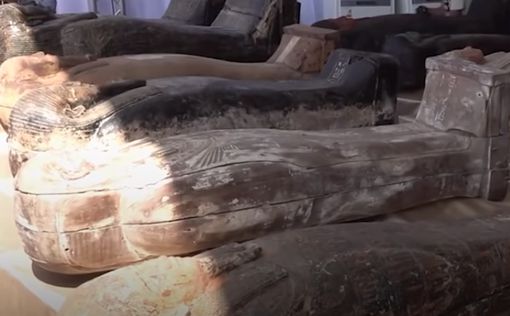 Впервые археологи нашли мумию беременной женщины