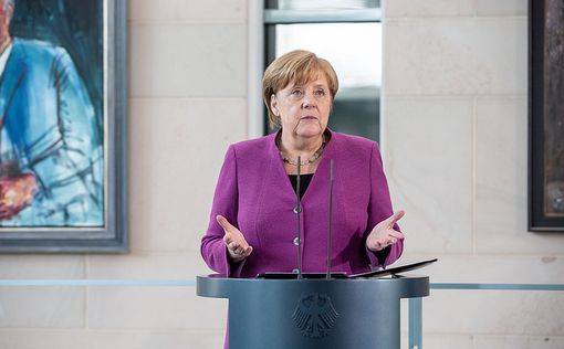 Меркель: Украинцы не одиноки