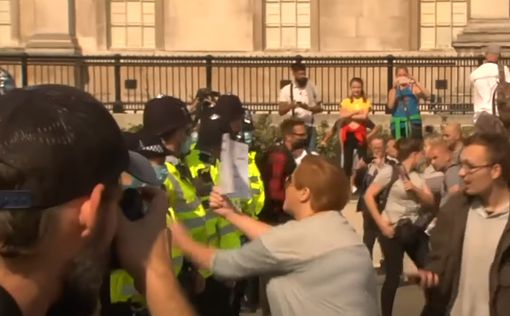Массовые протесты в Лондоне: народ бунтует против локдауна