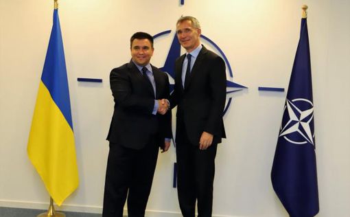 Глава МИД Украины встретился со Столтенбергом