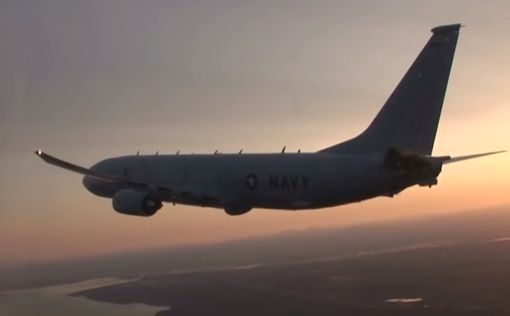 Самолет ВМС США около часа курсировал вдоль побережья Сирии