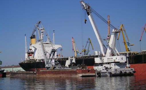 Украина хочет закрыть морские порты для РФ