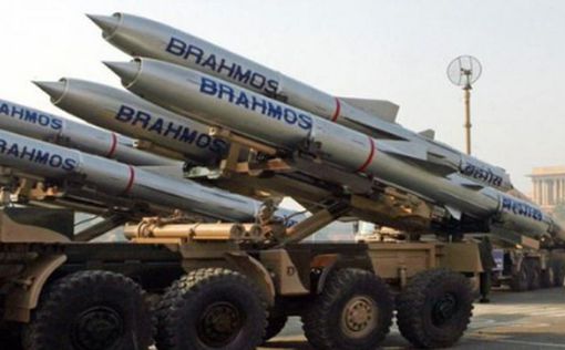 Индийская ракета BRAHMOS-A успешно поразила цель