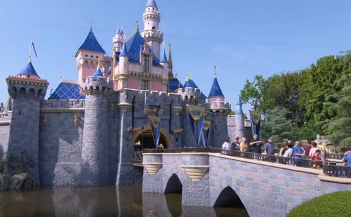 Disney сократит десятки тысяч сотрудников из-за коронавируса