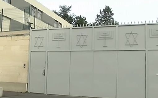 Подростки ранили еврея в синагоге Парижа