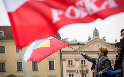 Столтенберг должен вмешаться в конфликт Украина - Польша