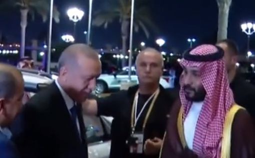 Эрдоган подарил наследному принцу СА первый электромобиль турецкого производства
