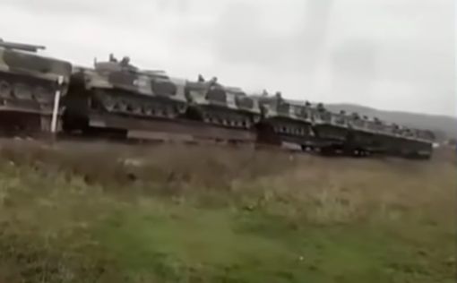 Минобороны: РФ стягивает войска к границе с Украиной