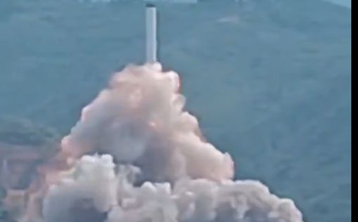 Китайська ракета розбилася після "випадкового" запуску