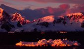 Барбимания добралась до края света - уже и Антарктида в цветах "Барби". Фото | Фото 1