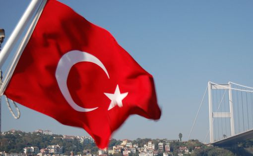 На время ЧП в Турции разрешат нарушать права человека