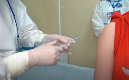 В США разрешили бустерную вакцинацию лицам старше 18 лет
