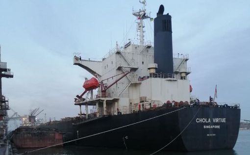 Из портов Одессы вышли еще восемь судов с зерном: на Босфоре пробка
