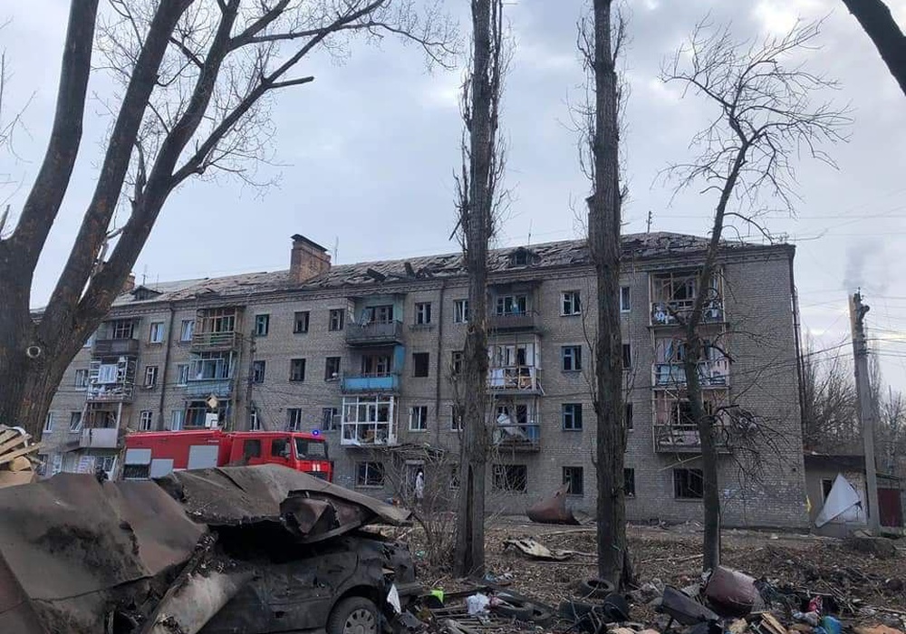 Ракетный удар по Константиновке: есть погибшие и раненные (фото)