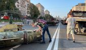 Киев готовится к "параду" уничтоженной техники РФ. Фото | Фото 2