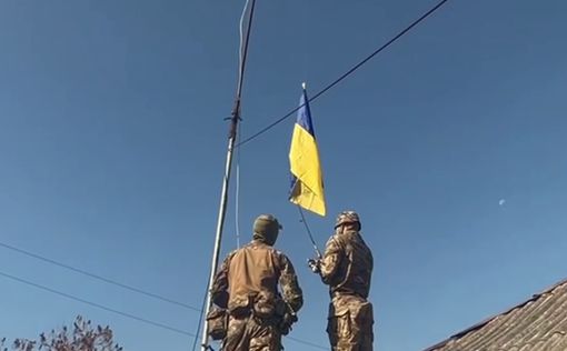 Флаг Украины подняли над селами Строевка и Тополи в Харьковской области