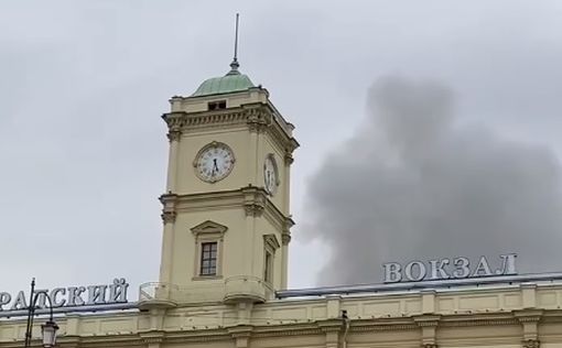 На "площі трьох вокзалів" у центрі Москви спалахнула пожежа
