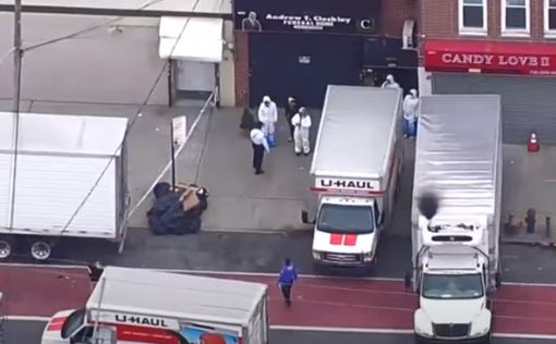 Десятки разлагающихся тел найдены в грузовиках в Бруклине