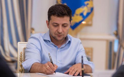 Зеленский предложил Раде уволить главу СБУ Баканова