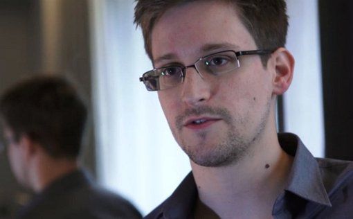 Сноуден: шпионская программа Pegasus способна взломать телефон Байдена