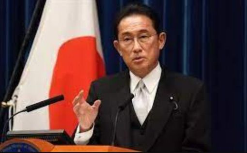 Премьер-министр Японии уволил помощника из-за гомофобных высказываний