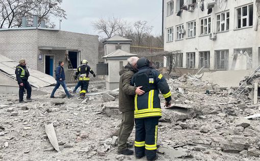 РФ нанесла ракетный удар по Сумам: повреждены больница, школа и пр. Фото