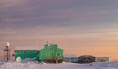 Полярная станция "Академик Вернадский" встречает зимние рассветы. Фото | Фото 10