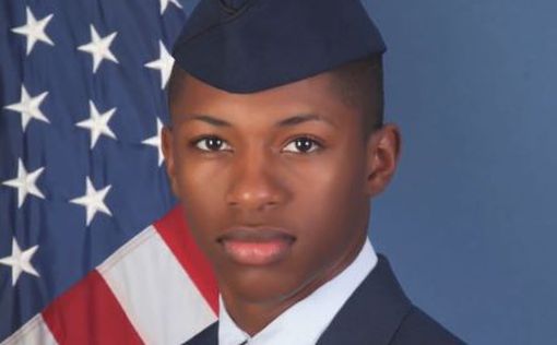 США: поліцейський застрелив темношкірого військового